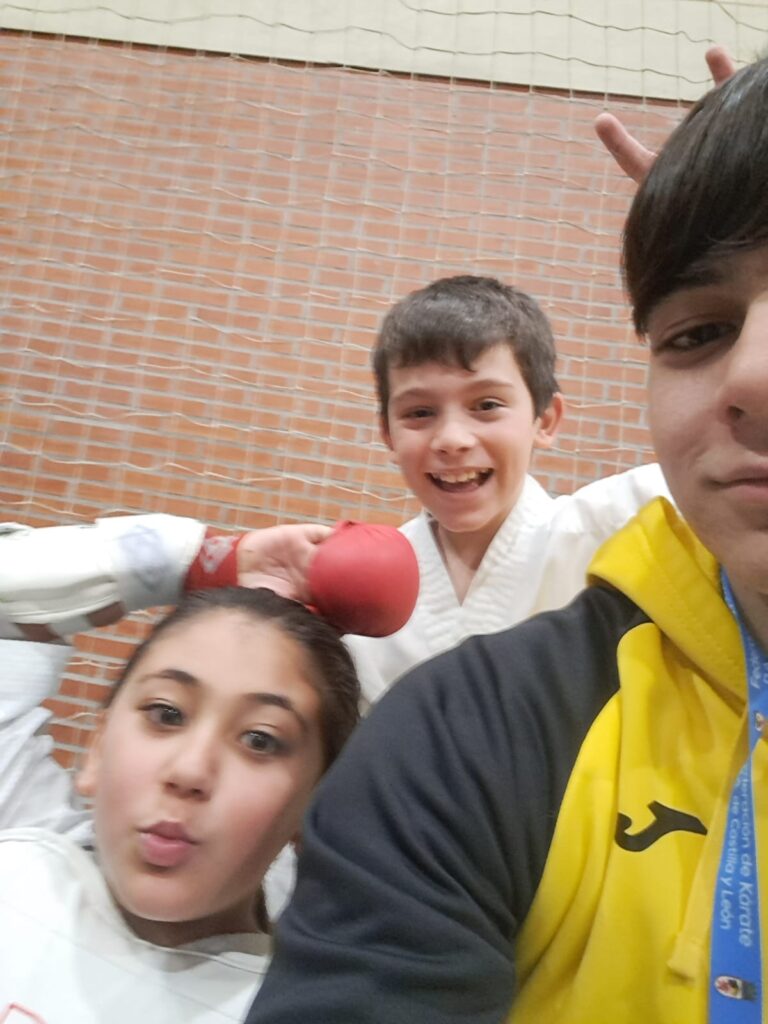 484826821_1083483430251695_1706889399077180645_n